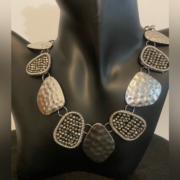 Silver Tone Chain Link Necklace - Picture 1 of 5